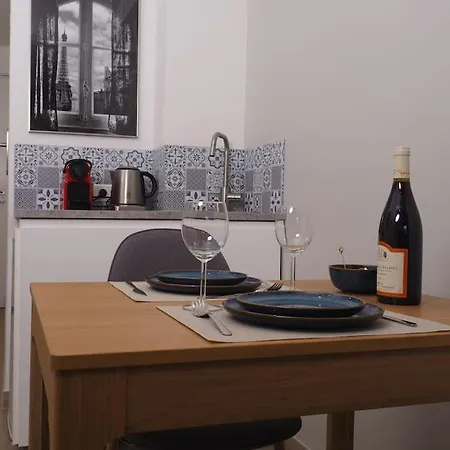 Cosy Fleur De Lys Apartment *