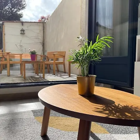 Cosy Fleur De Lys Apartment